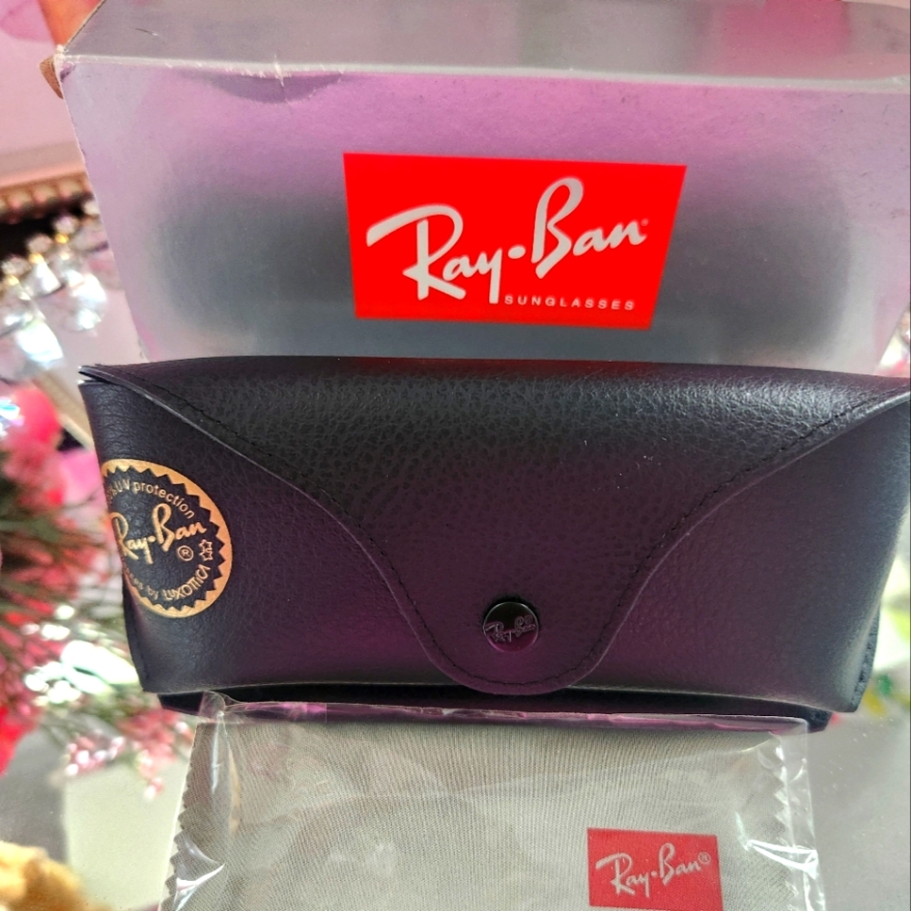 Ray-Ban Black Sunglass Case & Dust Cloth